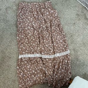 Henly boutique floral skirt